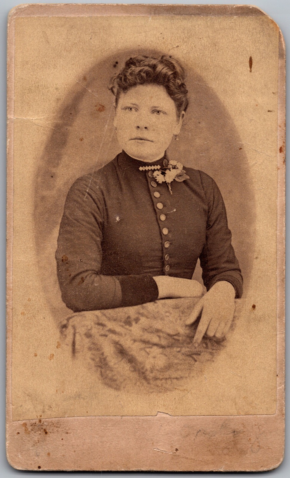 Antique CDV Circa 1880s Gorgeous Lady in Dress Unmarked Antique CDV Circa 1880s Gorgeous Lady in Dress Unmarked