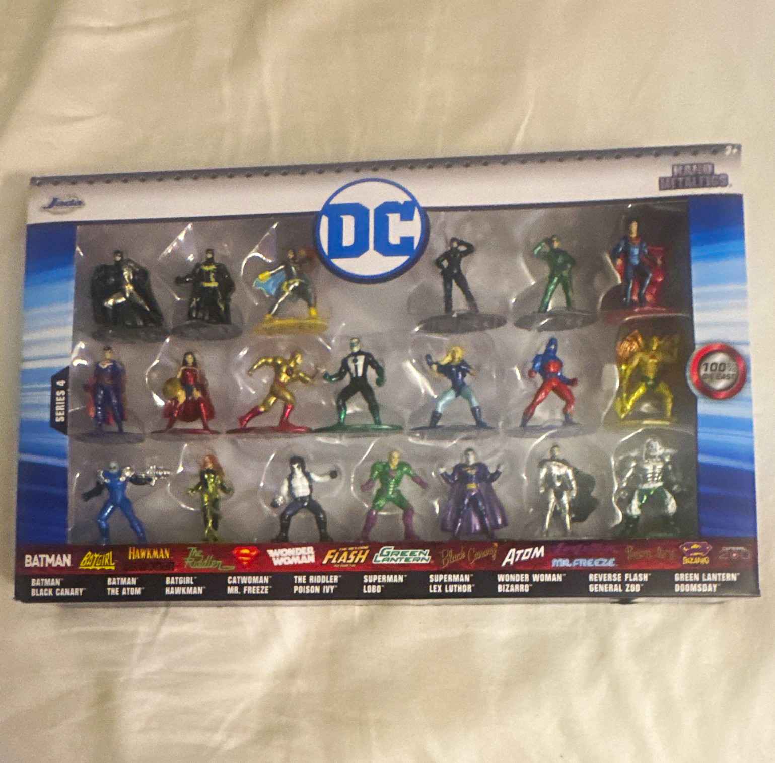 Jada Toys DC Nano Metalfigs Series 4 20-Pack Die-Cast Batman Superman Set