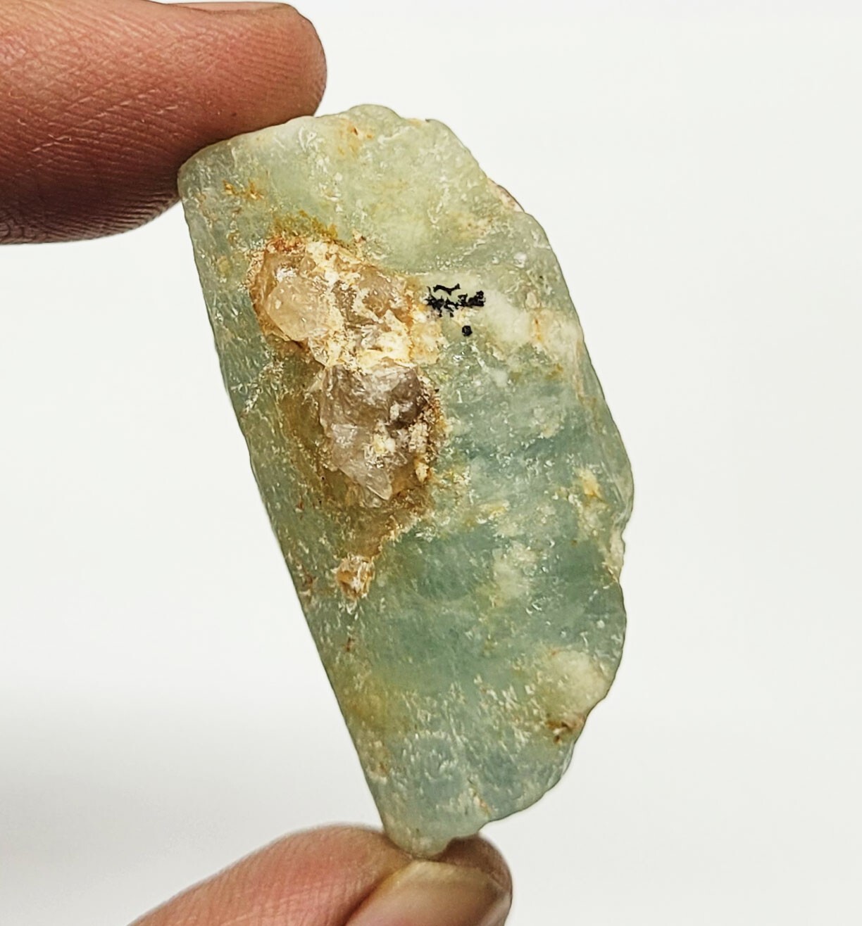 94.50 Ct Natural Beryl Aquamarine Row Rough Beryl Specimen Crystal Mineral Beryl 94.50 Ct Natural Beryl Aquamarine Row Rough Beryl Specimen Crystal Mineral Beryl