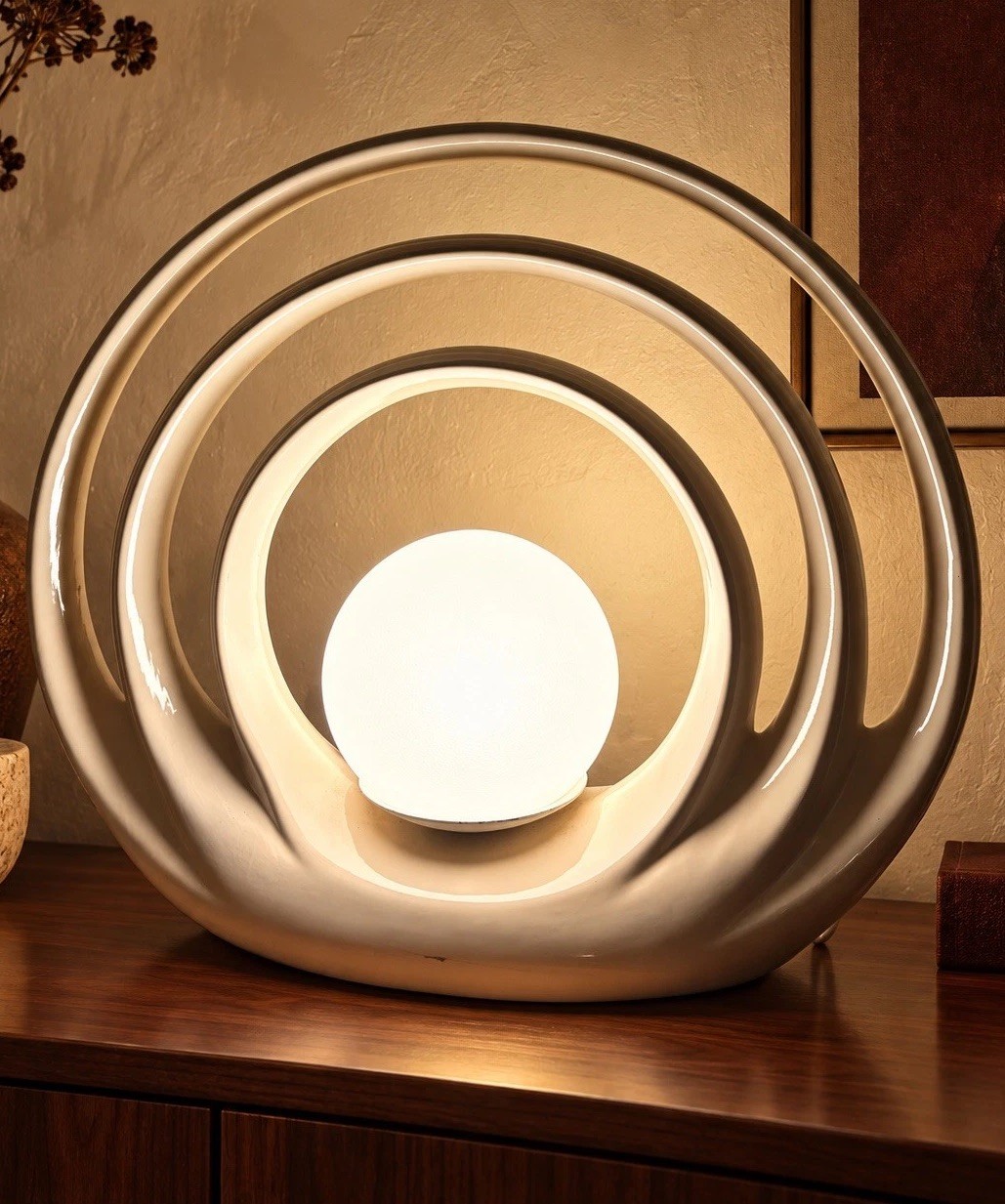 Rare Vintage Limelight Iconic Ceramic Halo Globe Lamp – 1970s/80s Postmodern Rare Vintage Limelight Iconic Ceramic Halo Globe Lamp – 1970s/80s Postmodern