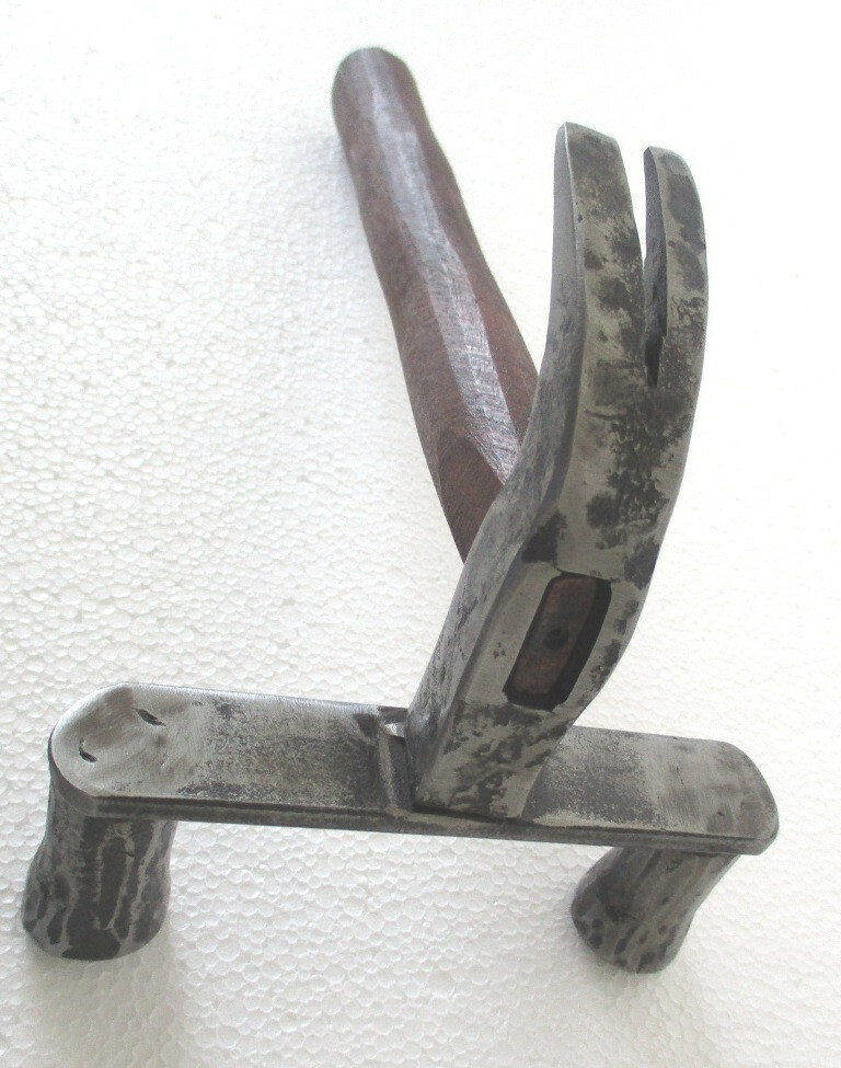 ANTIQUE HAMMER TOOL WITH CLAWS TWO HEADS UNUSUAL RARE .
