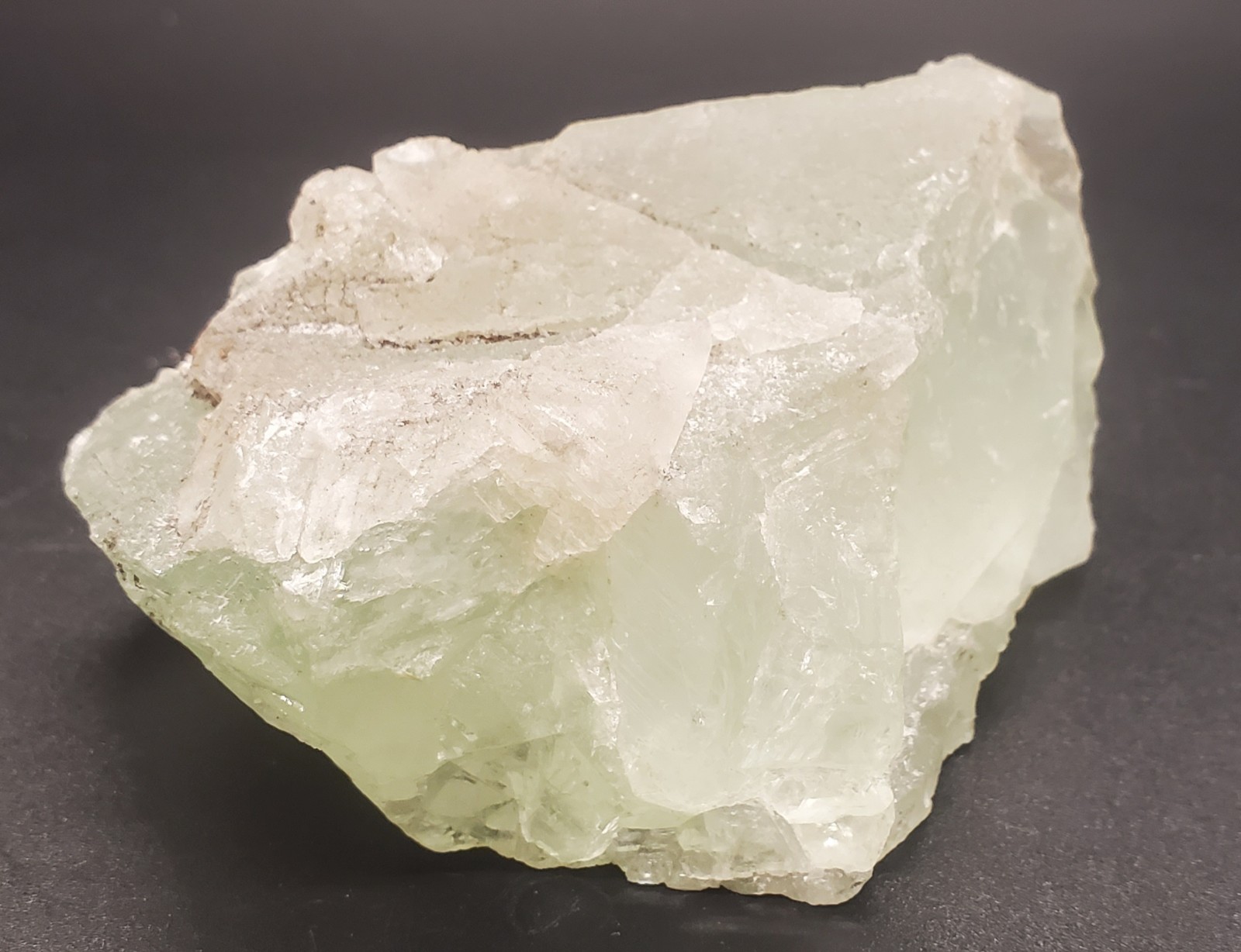 291g Light Green Fluorite Crystal Specimen - Fujian, China 291g Light Green Fluorite Crystal Specimen - Fujian, China