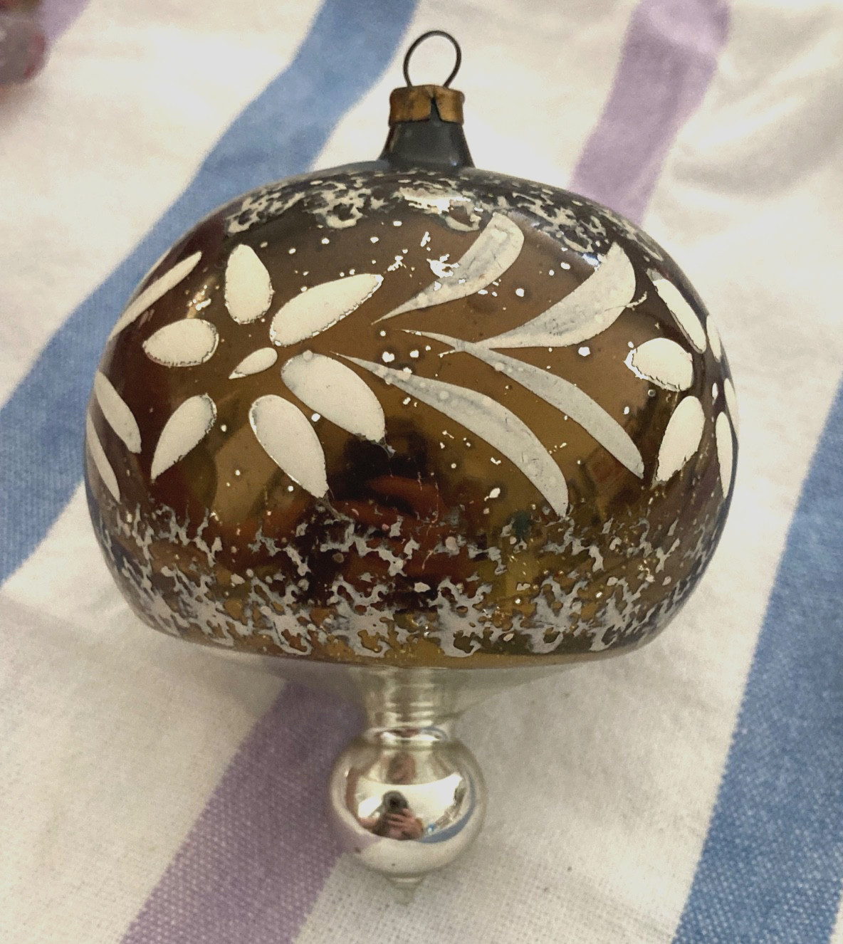 Vtg Christmas Ornament, Mushroom, Gorgeous Brown w/ White Floral & Drop Extraord