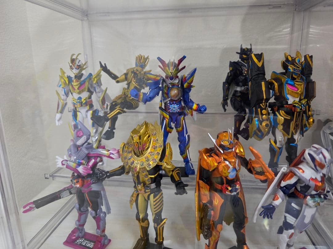 BANDAI Kamen Rider Gatcha-Share Set Toy Figures Collection