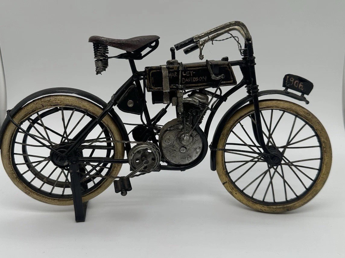VTG Harley-Davidson 1906 Serial Number One 1:6 Scale Diecast Replica Model