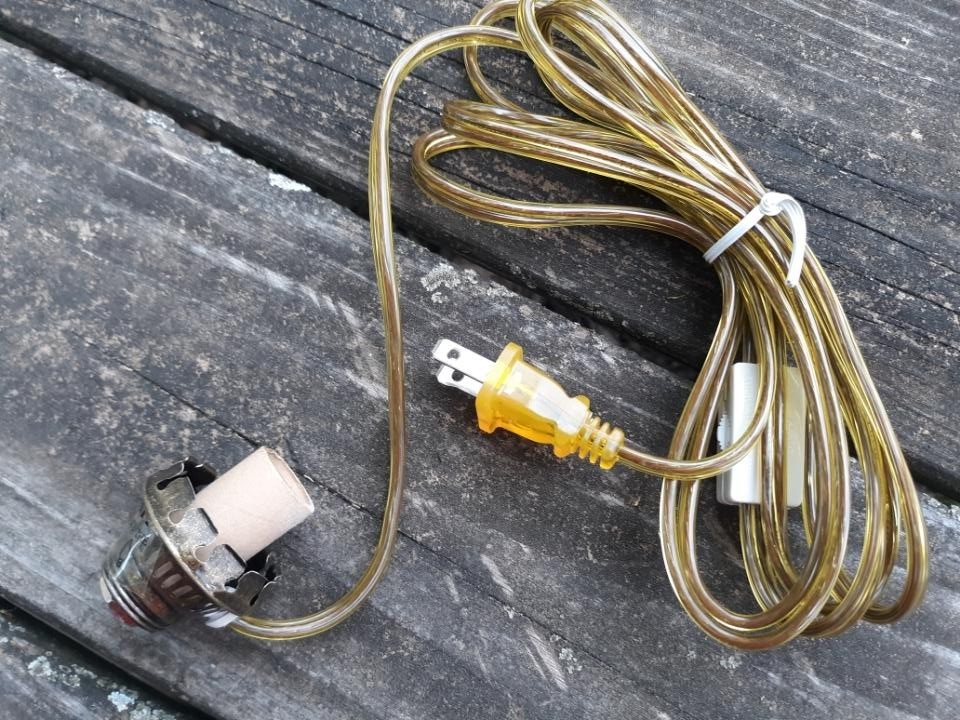 A  Electric Oil lamp adapter mini PIXIE BURNER for old, antique, miniature lamps