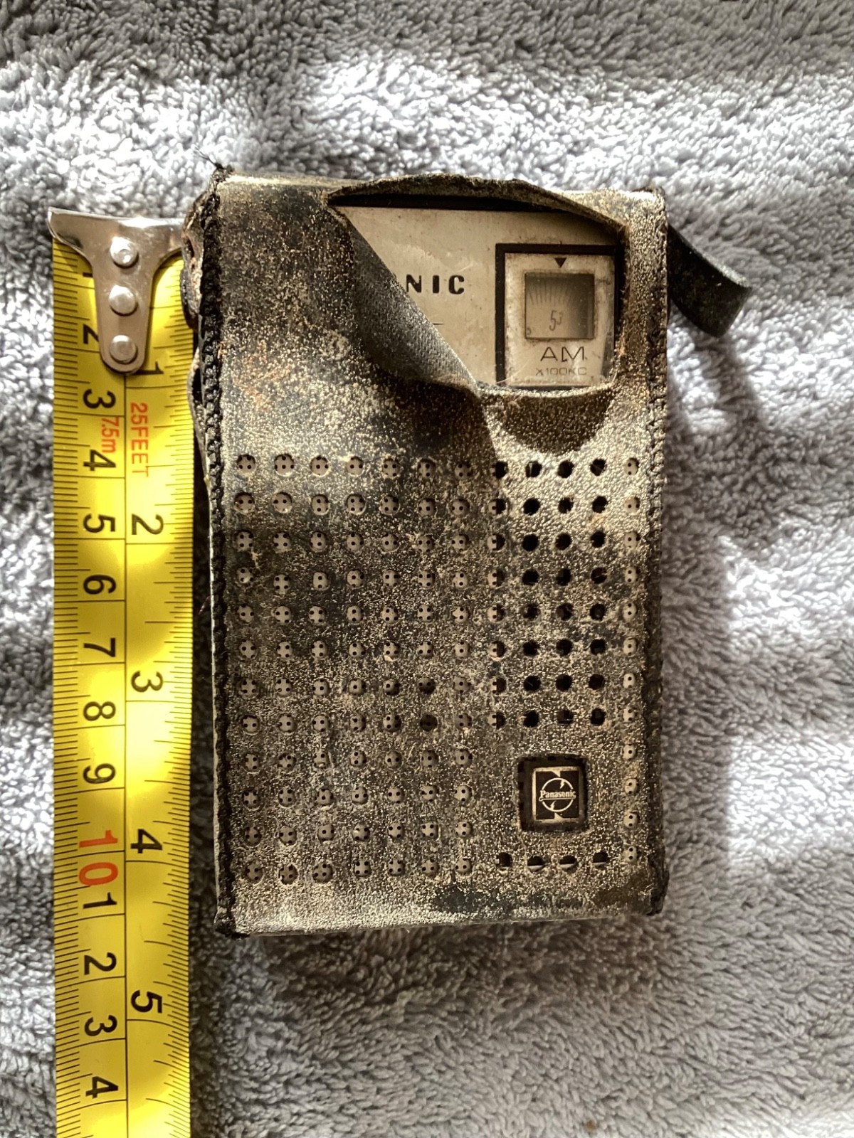 Vintage Panasonic Solid State 4” AM Transistor Radio Org Case - R-1038 - Works
