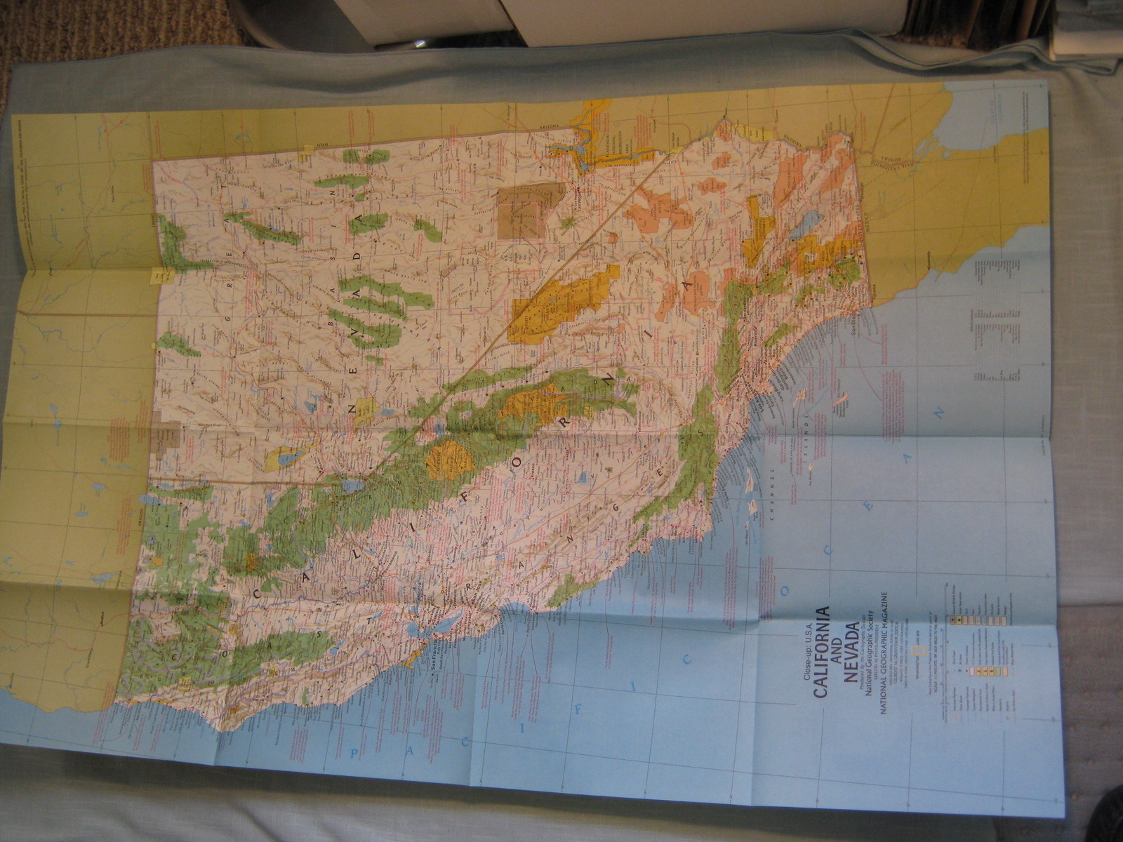 VINTAGE CALIFORNIA & NEVADA MAP CLOSE-UP USA National Geographic June 1974 
