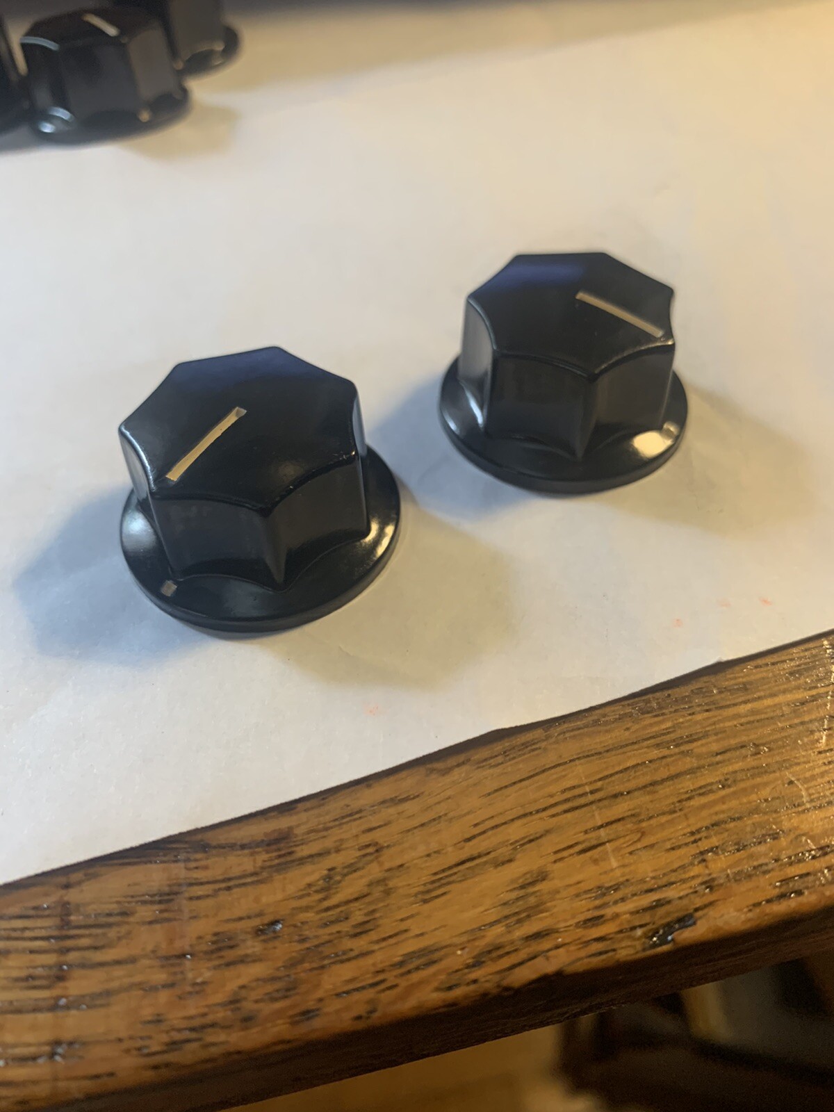 2Pc Vintage Black Bakelite Ham Radio Guitar TV Amp Knob Part NEW OLD STOCK 1.31 2Pc Vintage Black Bakelite Ham Radio Guitar TV Amp Knob Part NEW OLD STOCK 1.31