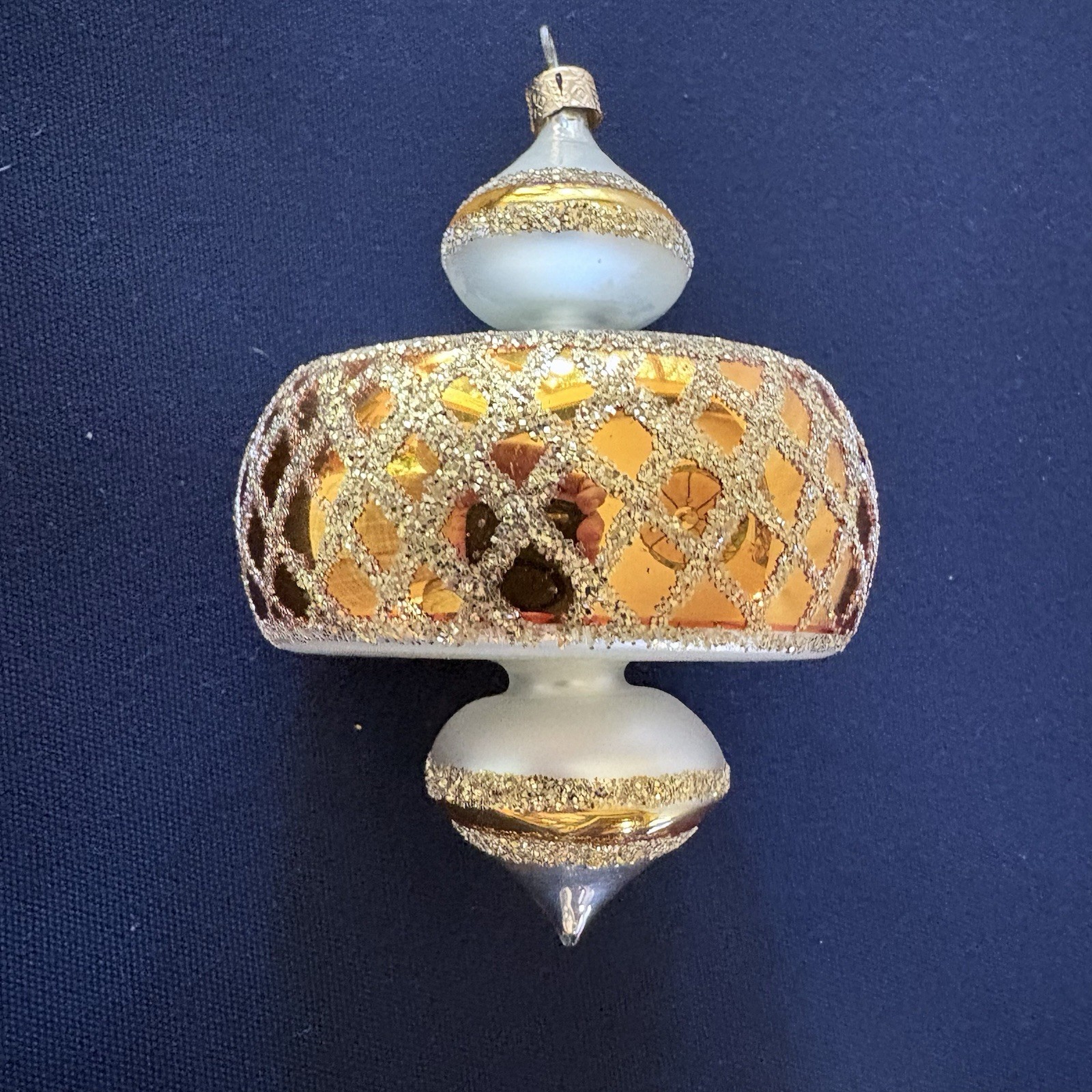 Vintage RARE 1988 Christopher Radko Spin Top Gold White Sputnik Ornament Ex. Con Vintage RARE 1988 Christopher Radko Spin Top Gold White Sputnik Ornament Ex. Con