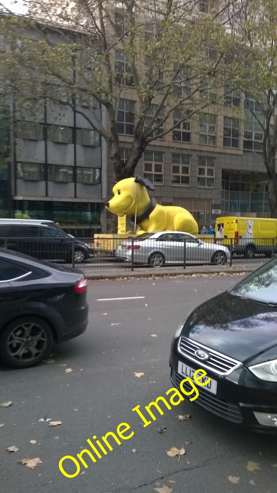 Photo 6x4 A spectre is haunting the Euston Road London An enormous dog on c2014