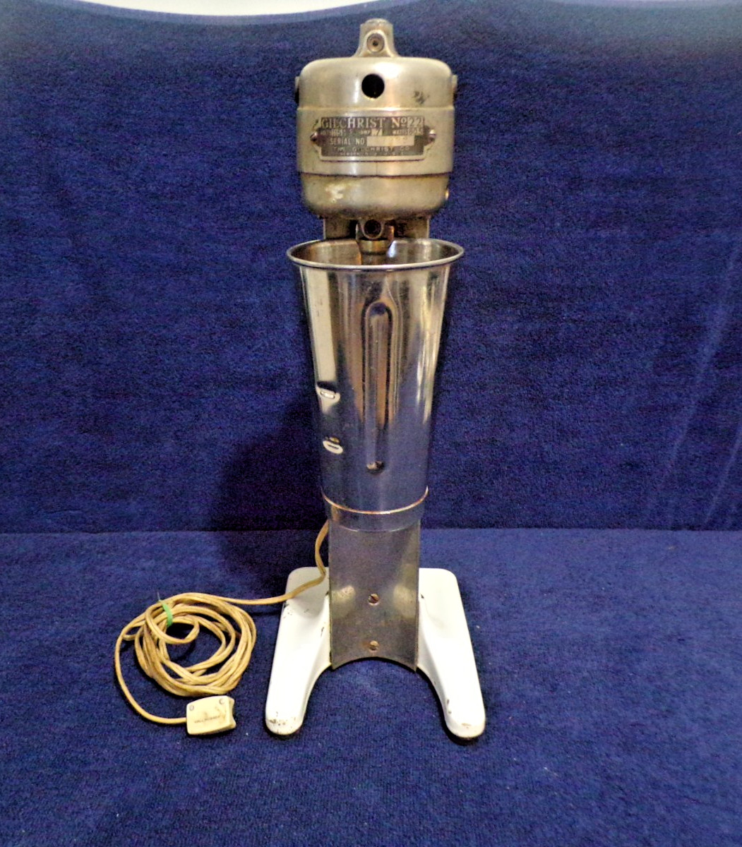 Vintage Old Fashion Gilchrist NO22 Malt Maker w/Stainless Cup Ser.No. 47832 USA Vintage Old Fashion Gilchrist NO22 Malt Maker w/Stainless Cup Ser.No. 47832 USA
