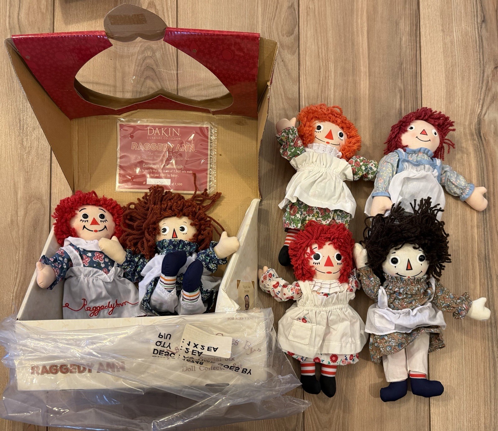 Raggedy Ann by Dakin As Time Goes By. Features 6 Dolls Through The Years NEW