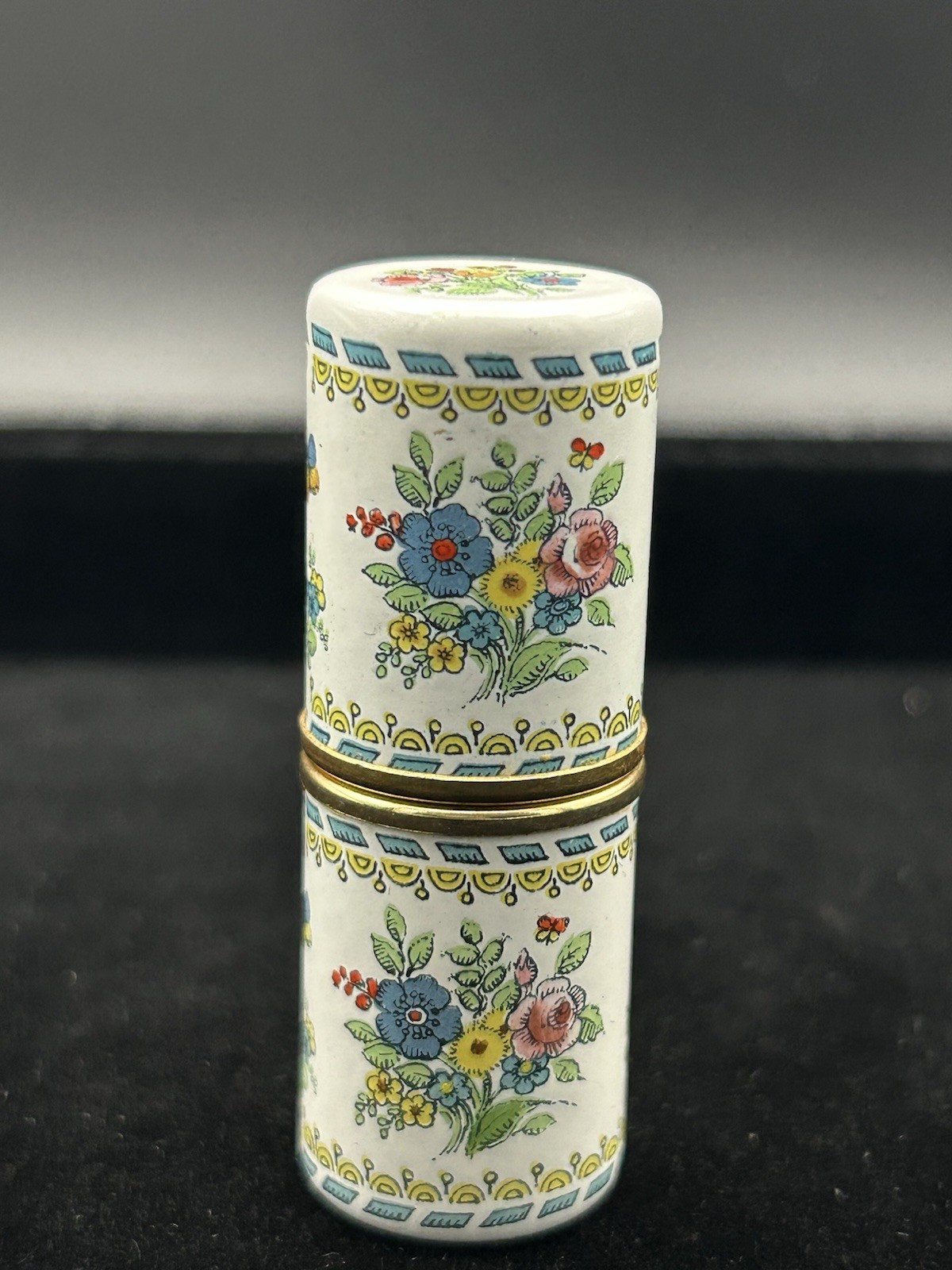 Vintage Bilston and Battersea Enamels Floral Needle Case