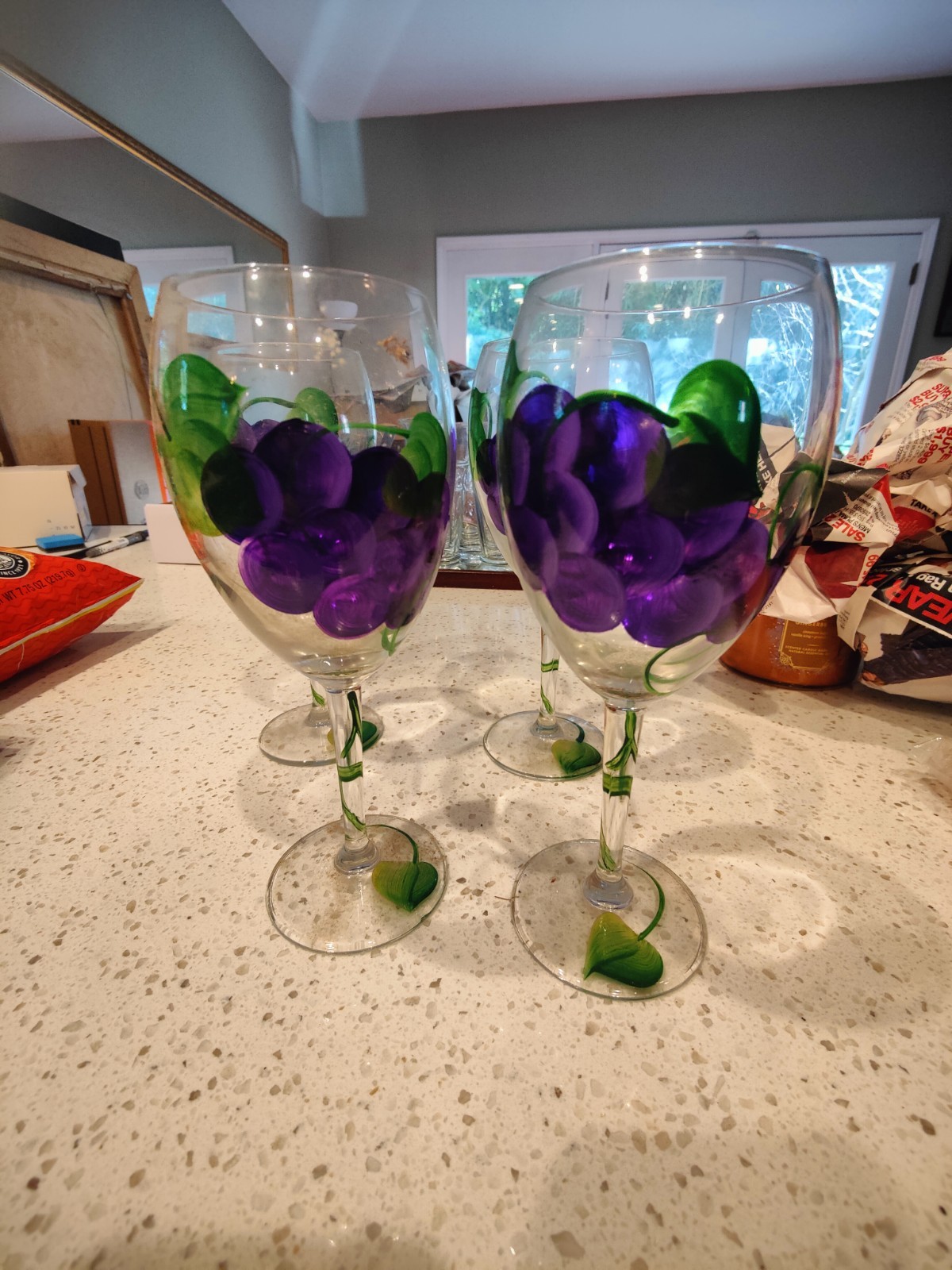 Set of 4 Stemmed Hand Painted Grape Pattern Wine Glasses Clear Purple Green