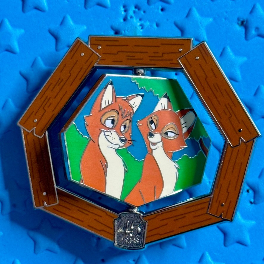Disney The Fox and the Hound 45th Anniversary Spinner Limited Release Pin