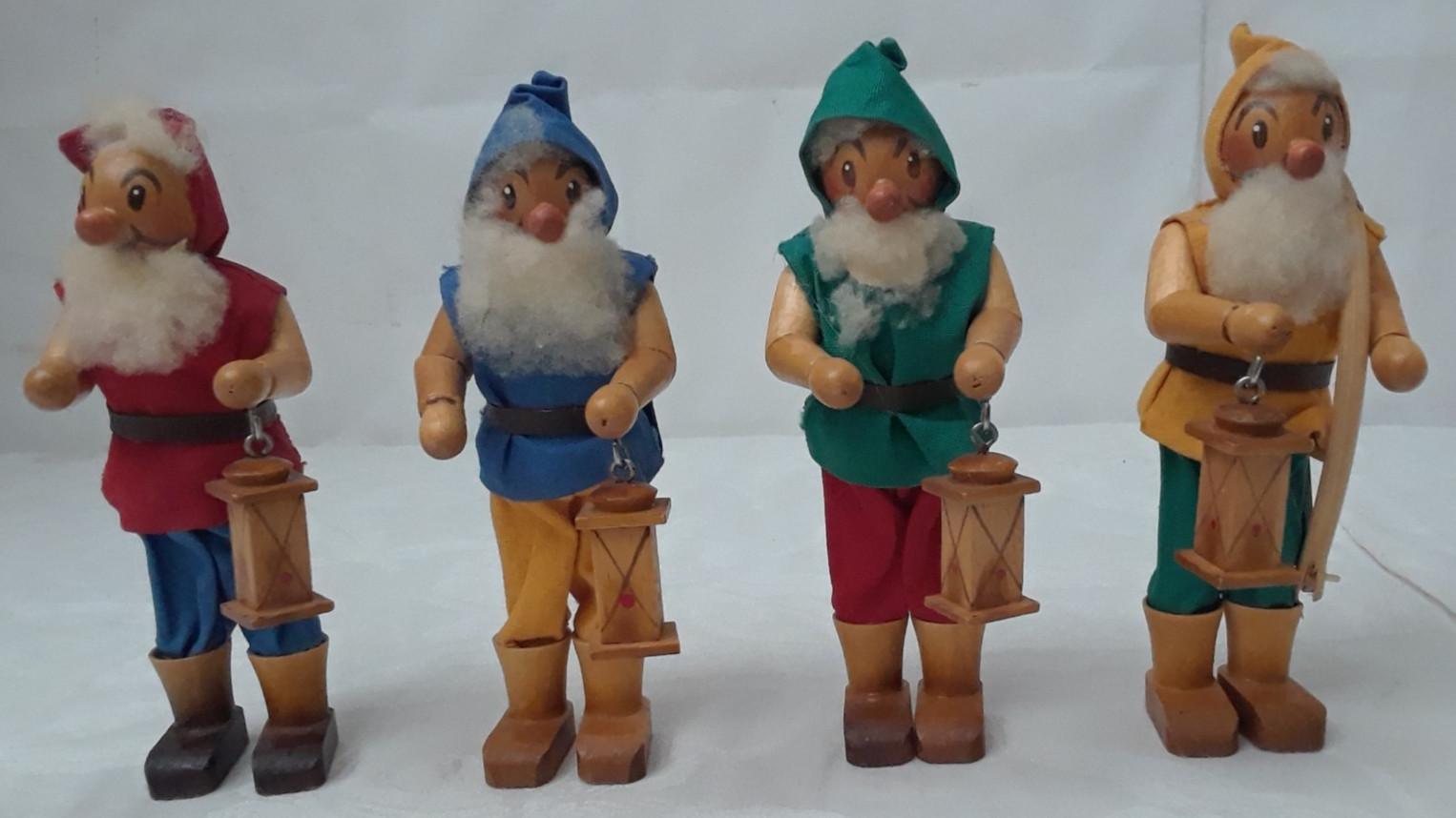 Lot of 4 Vintage Hans Rehn Stuttgart Wooden Handcrafted Figurine Germany