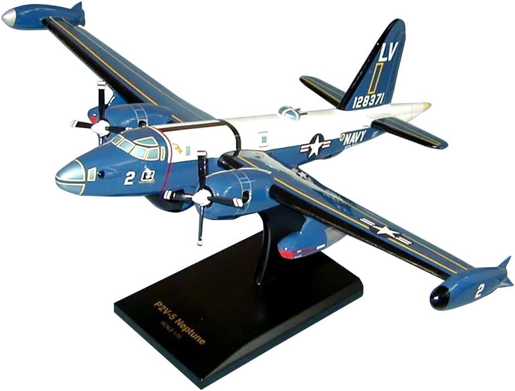 USN Lockheed P-2 P-2V5 Neptune Anti-Sub Desk Top Display 1/72 Model SC Airplane
