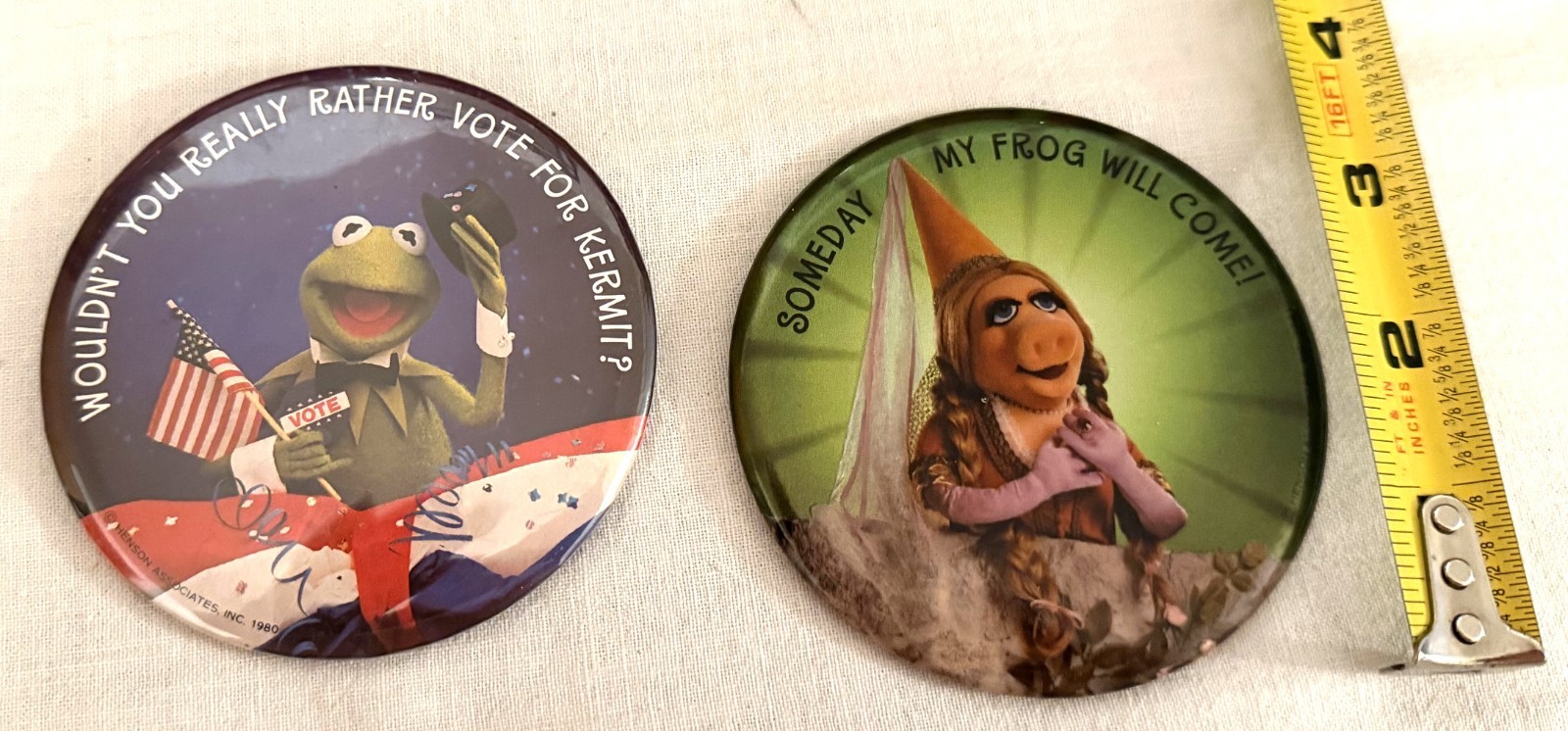 1981 Hallmark Muppets Miss Piggy & Kermit Button Pinbacks (RARE) Jim Henson 3\ 1981 Hallmark Muppets Miss Piggy & Kermit Button Pinbacks (RARE) Jim Henson 3\