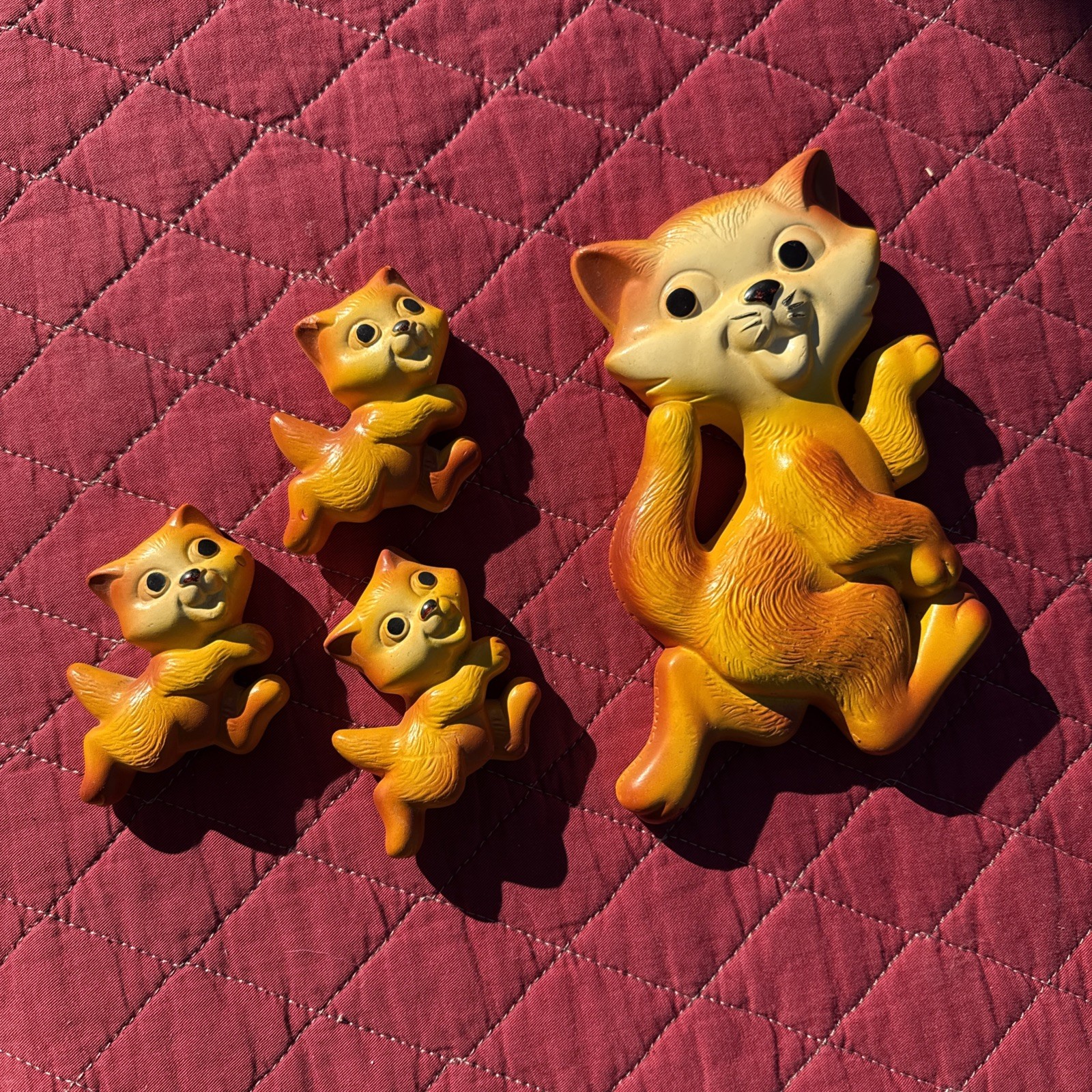 Vintage 1970s Miller Studio Chalkware Magic Mounts MCM Hanging Cat Kittens