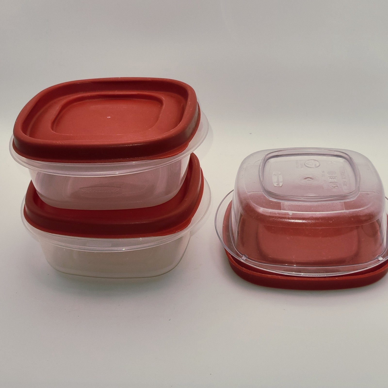 Rubbermaid #7J56 Food Storage Containers ~ 1.25 Cup ~ w/ Red Lids ~ Set of 3