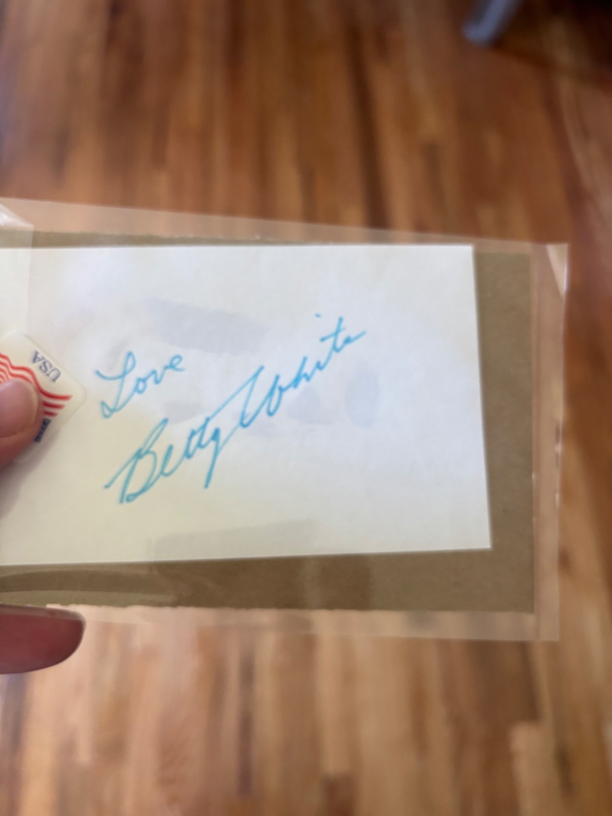 Betty White Signed Autograph Card “Love Betty White” – Unauthenticated