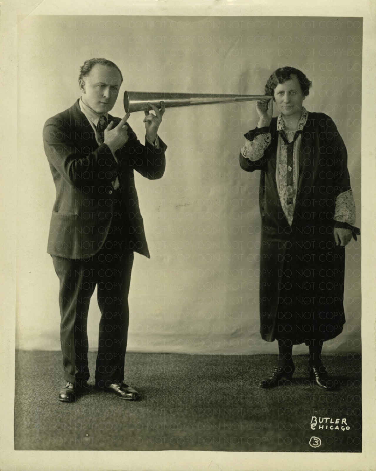 HOUDINI HOLDING A SPIRIT TRUMPET WITH MEDIUM / Archival Magician Photo Reprint