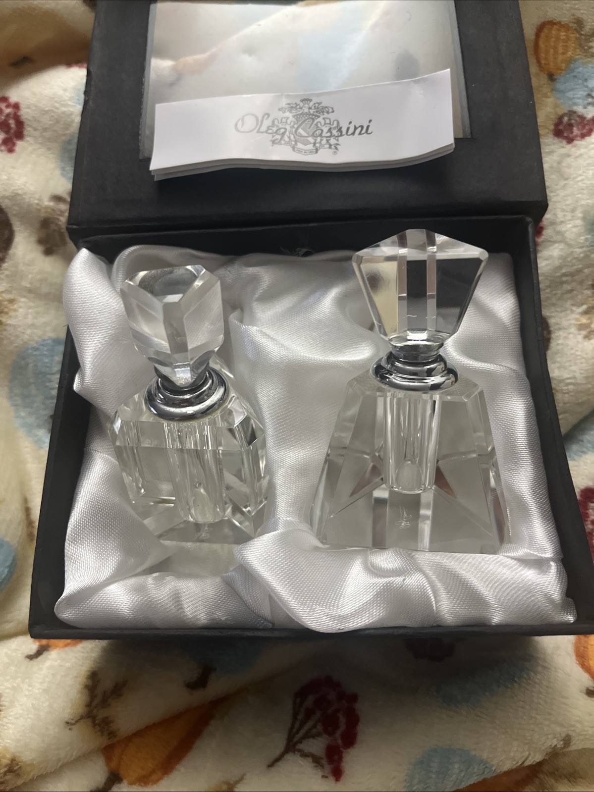 Oleg Cassini Gift Set Perfume Crystal Perfume Bottles Signed Signature On Bottom