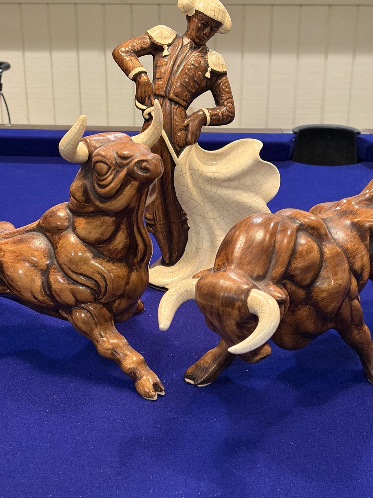 VINTAGE 1960'S CERAMIC MATADOR BULL FIGHTER STATUE AND 2 BULLS X-Large VINTAGE 1960'S CERAMIC MATADOR BULL FIGHTER STATUE AND 2 BULLS X-Large