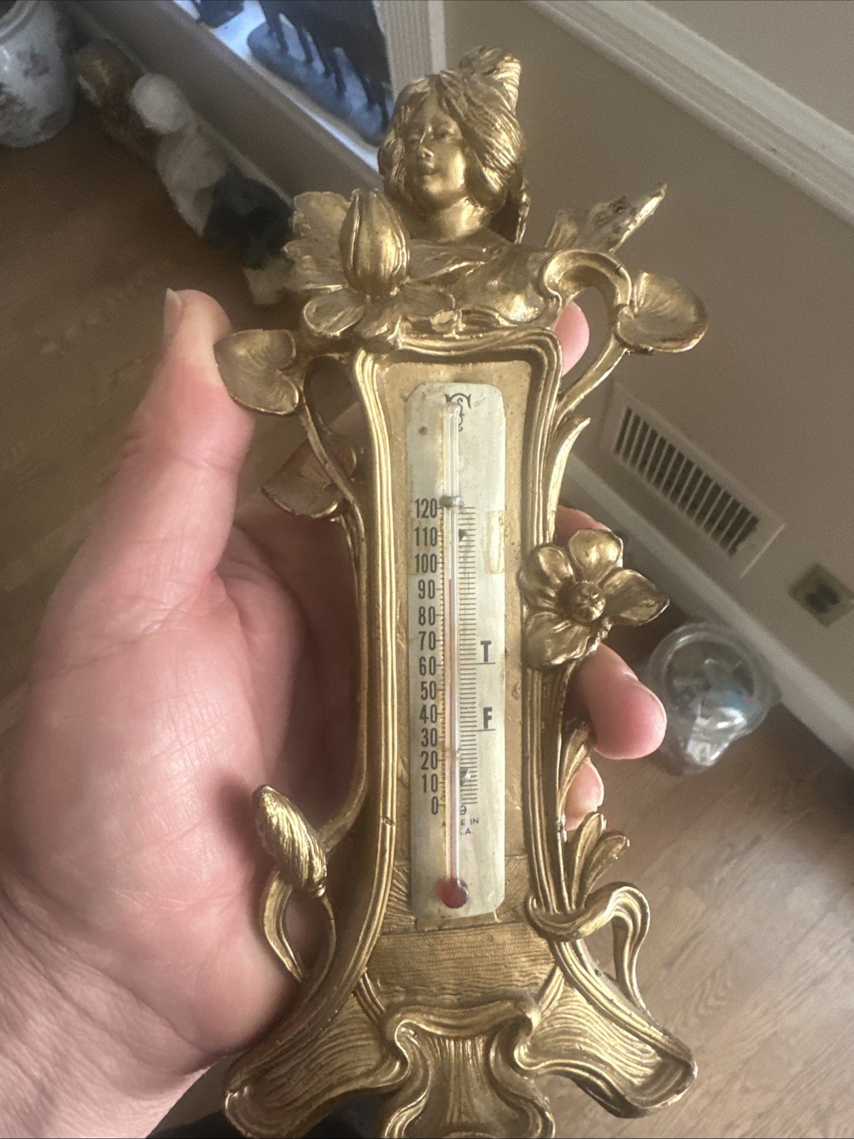 RARE BEAUTIFUL VINTAGE BRASS THERMOMETER Woman HAND MADE IN ITALY RARE BEAUTIFUL VINTAGE BRASS THERMOMETER Woman HAND MADE IN ITALY