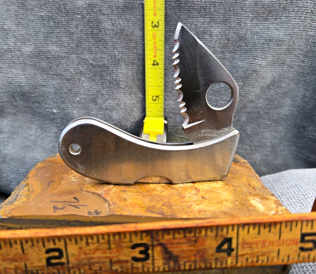 Vintage Spyderco C09S Co-Pilot G-2 Serrated Stainless Knife Seki City Japan