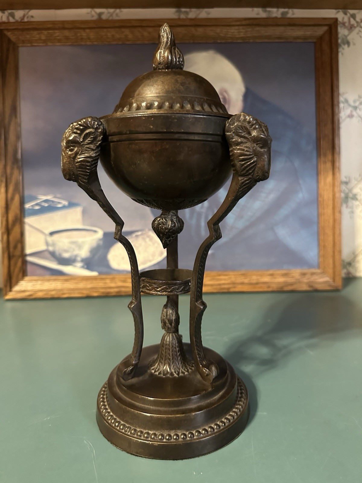 Vintage Ethan Allen Bronze Neoclassical Rams Head Urn Incense Burner w Lid   11\