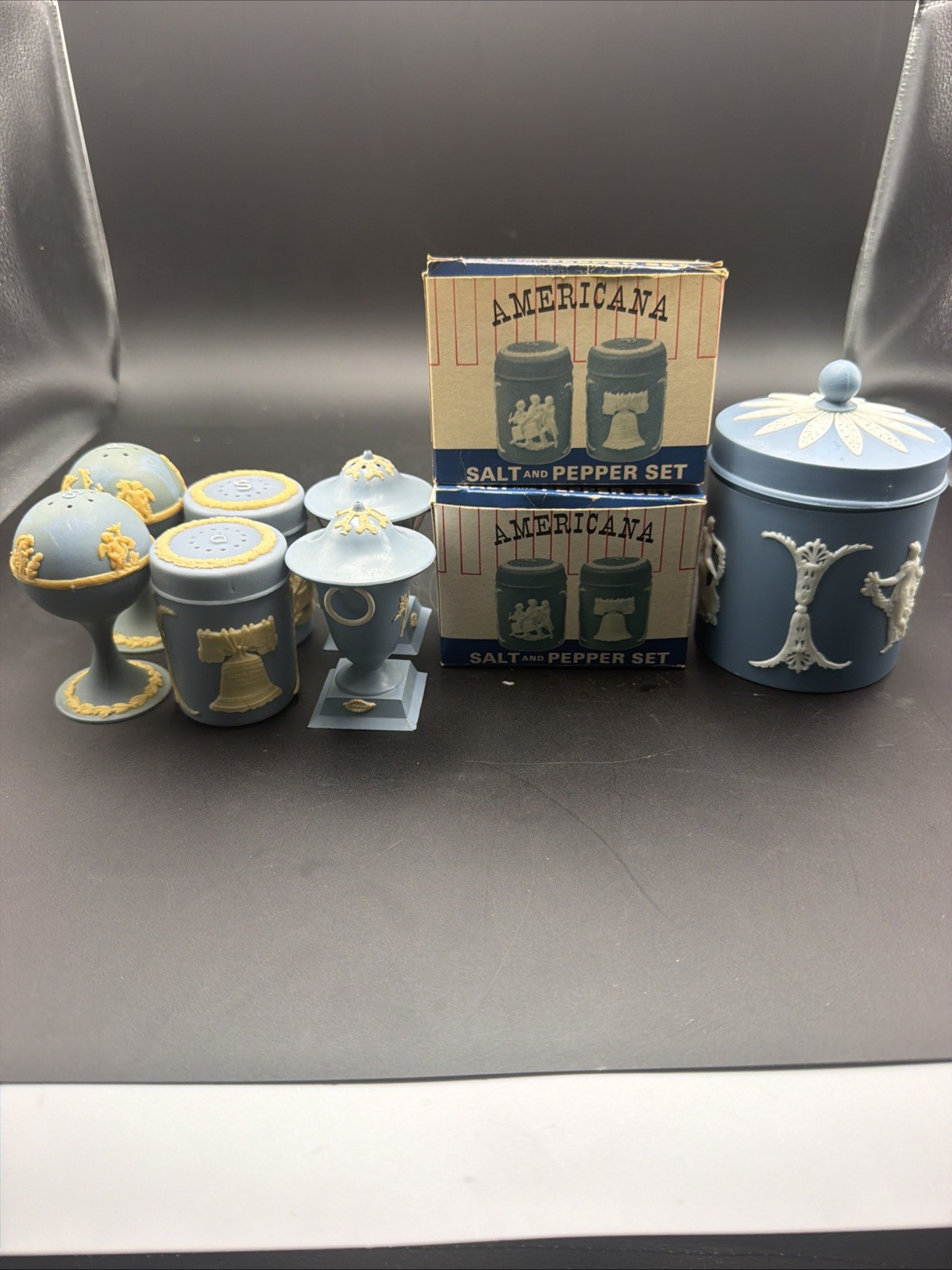 Vintage Americana 11 Pc Jasperware Style Salt Pepper Shaker Set Blue Plastic