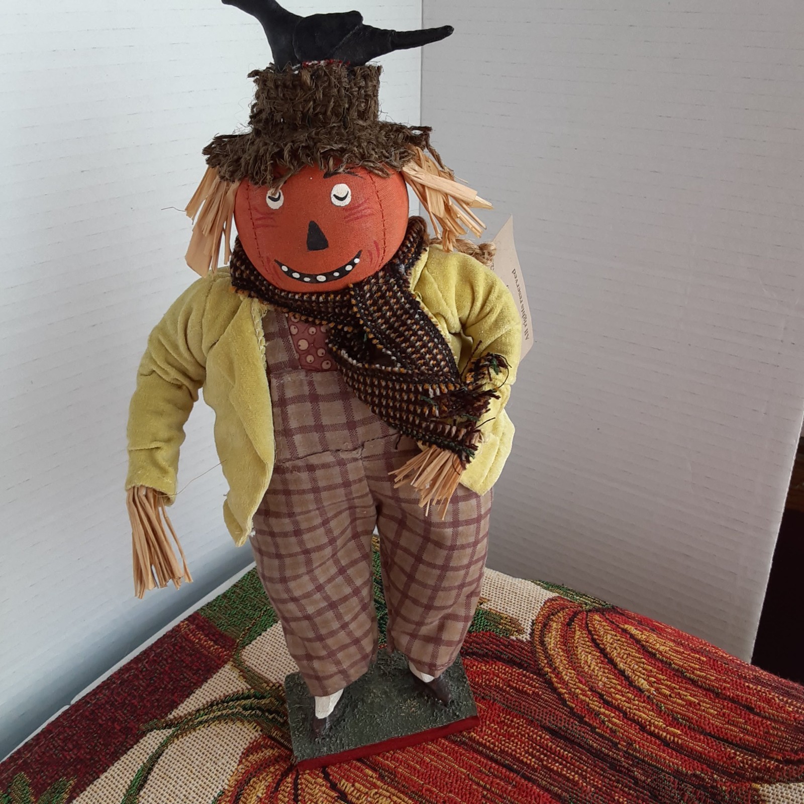 VINTAGE CODY FOSTER SCARECROW PUMKIN MAN W/ Crow On Head Figure OLD STOCK VINTAGE CODY FOSTER SCARECROW PUMKIN MAN W/ Crow On Head Figure OLD STOCK