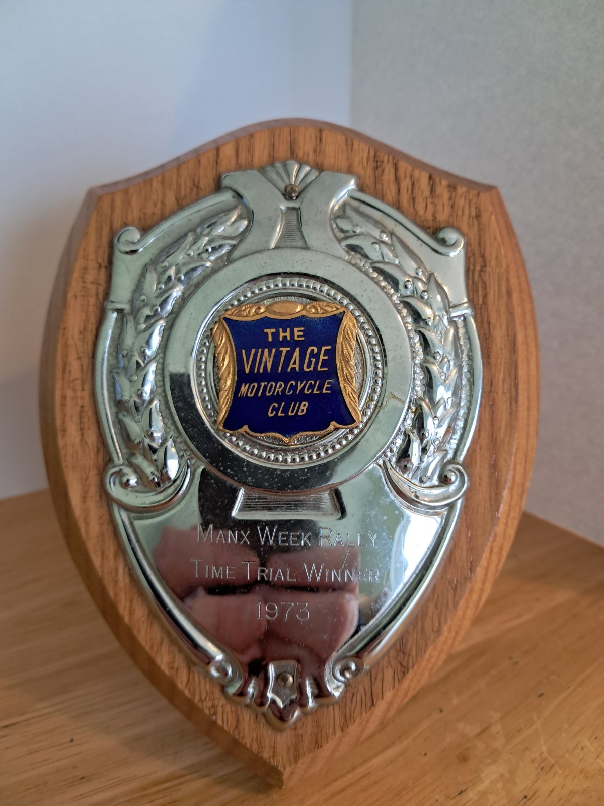 isle of man 1973 MANX WEEK RALLY VINTAGE MOTORCYCLE CLUB PLAQUE iom manx man isle of man 1973 MANX WEEK RALLY VINTAGE MOTORCYCLE CLUB PLAQUE iom manx man
