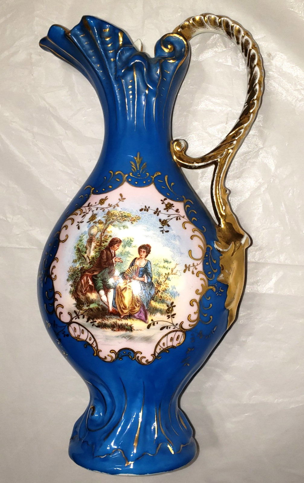 ATQ Royal Vienna Style Austria Porcelain Ewer Pitcher Vase Courting Couple 12\