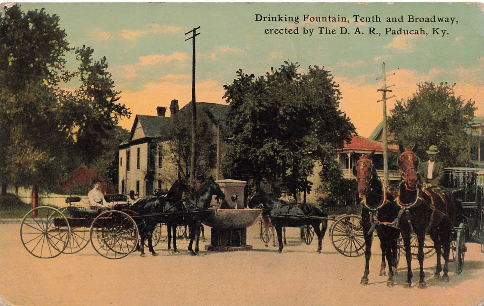 Paducah Kentucky Drinking Fountain Erected by D.A.R. c1912 Vintage Postcard