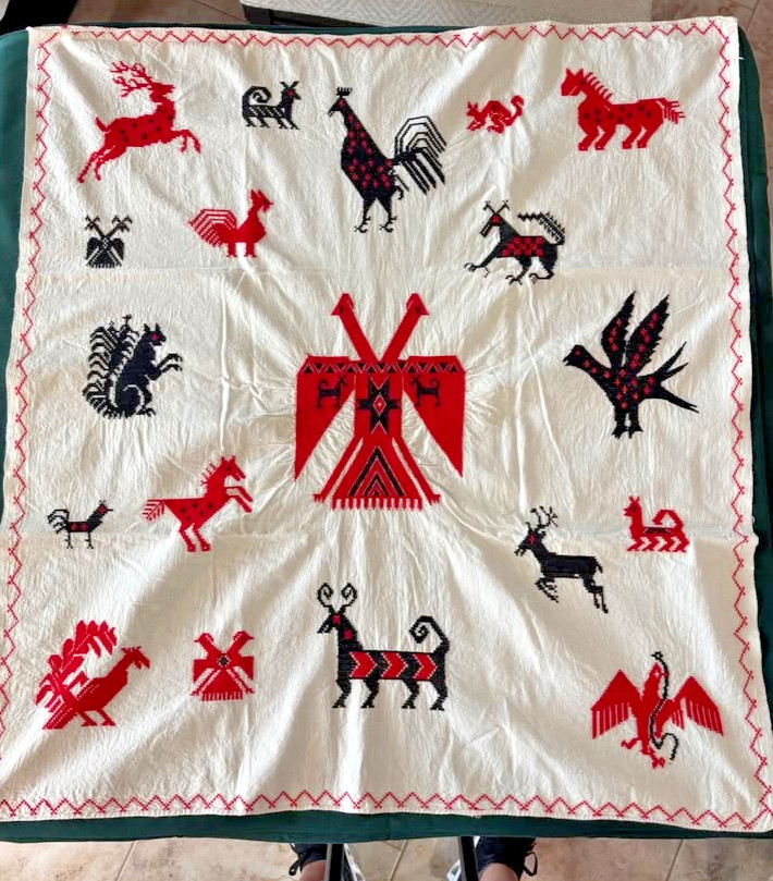 Vintage Ukrainian Hand Embroidered (crosstitched) Linen Rushnyk Ceremonial Cloth Vintage Ukrainian Hand Embroidered (crosstitched) Linen Rushnyk Ceremonial Cloth