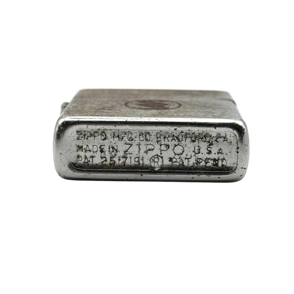 1951-1953 Zippo Regular Black Silhouette Steel Case Patent 2517191 Lighter 1951-1953 Zippo Regular Black Silhouette Steel Case Patent 2517191 Lighter