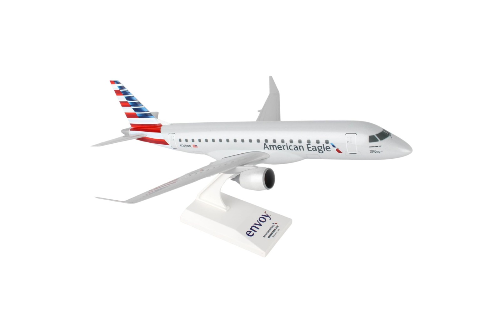 Skymarks Daron American Envoy E175 1/100 (SKR902) Skymarks Daron American Envoy E175 1/100 (SKR902)