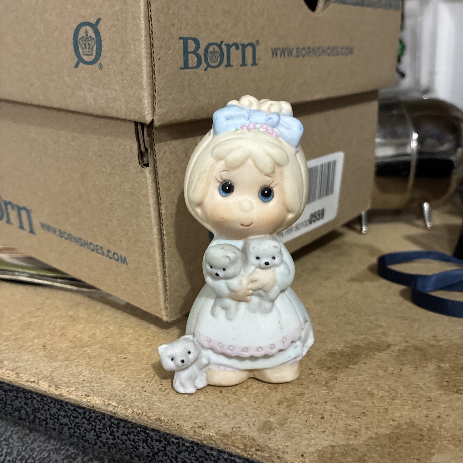  Vintage Porcelain