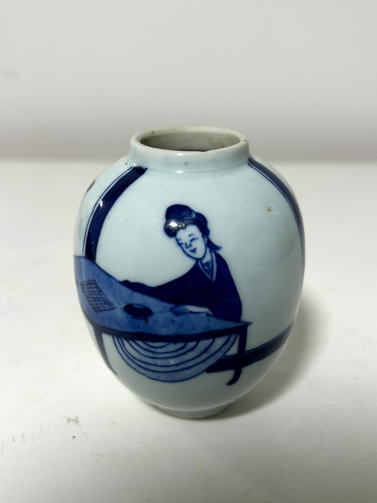Antique Chinese Blue and White Porcelain Jar Women Weaving Scene Figural