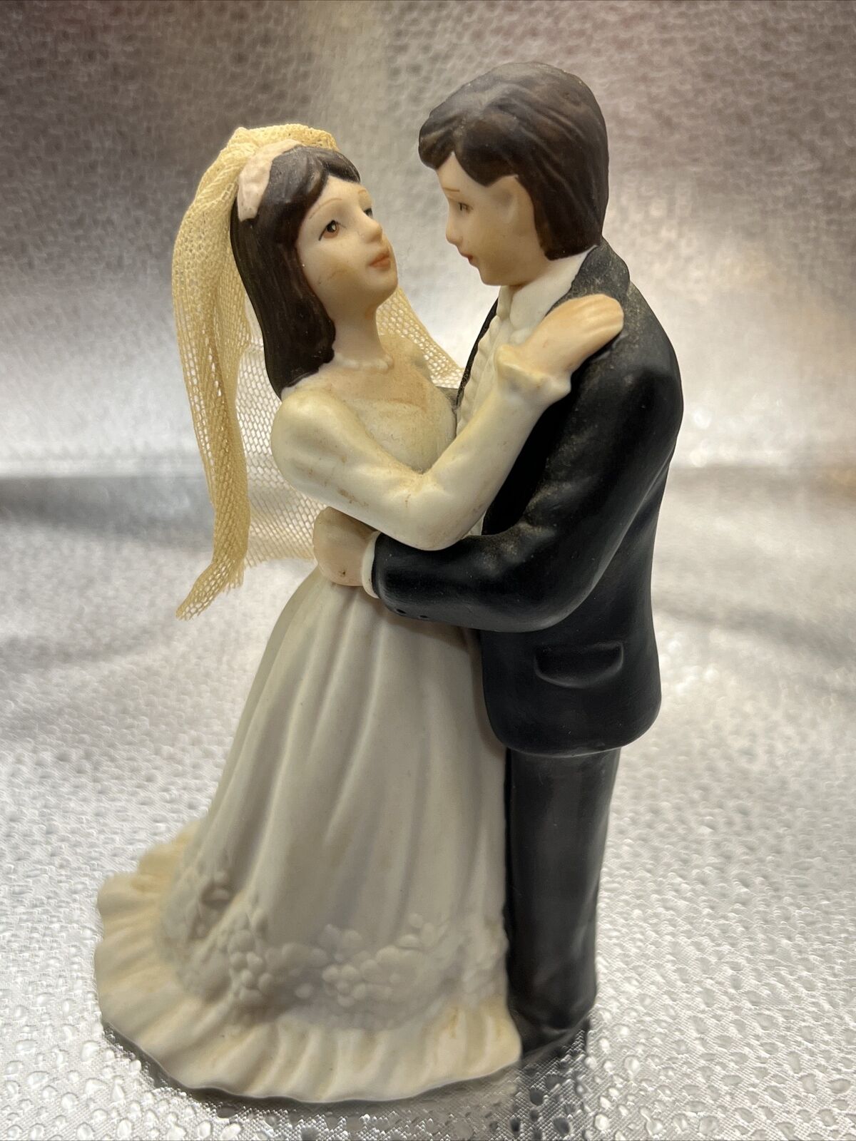 Vintage 1992 Lefton China Bride & Groom Figurines/Wedding Cake Toppers