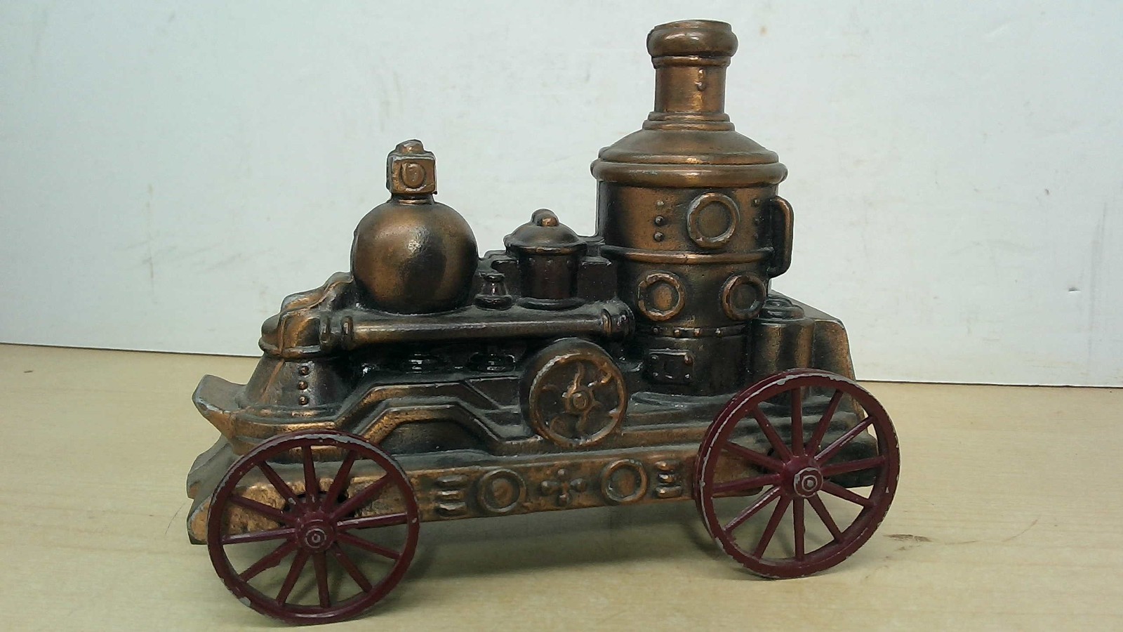 Vintage Fire Fighting Steam Engine 1974 Banthrico Inc Chicago Coin Bank Vintage Fire Fighting Steam Engine 1974 Banthrico Inc Chicago Coin Bank