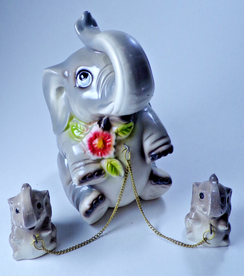 Vintage Ceramic Elephant Family Anthropomorphic Mom & Babies On Chain Kitsch Vintage Ceramic Elephant Family Anthropomorphic Mom & Babies On Chain Kitsch