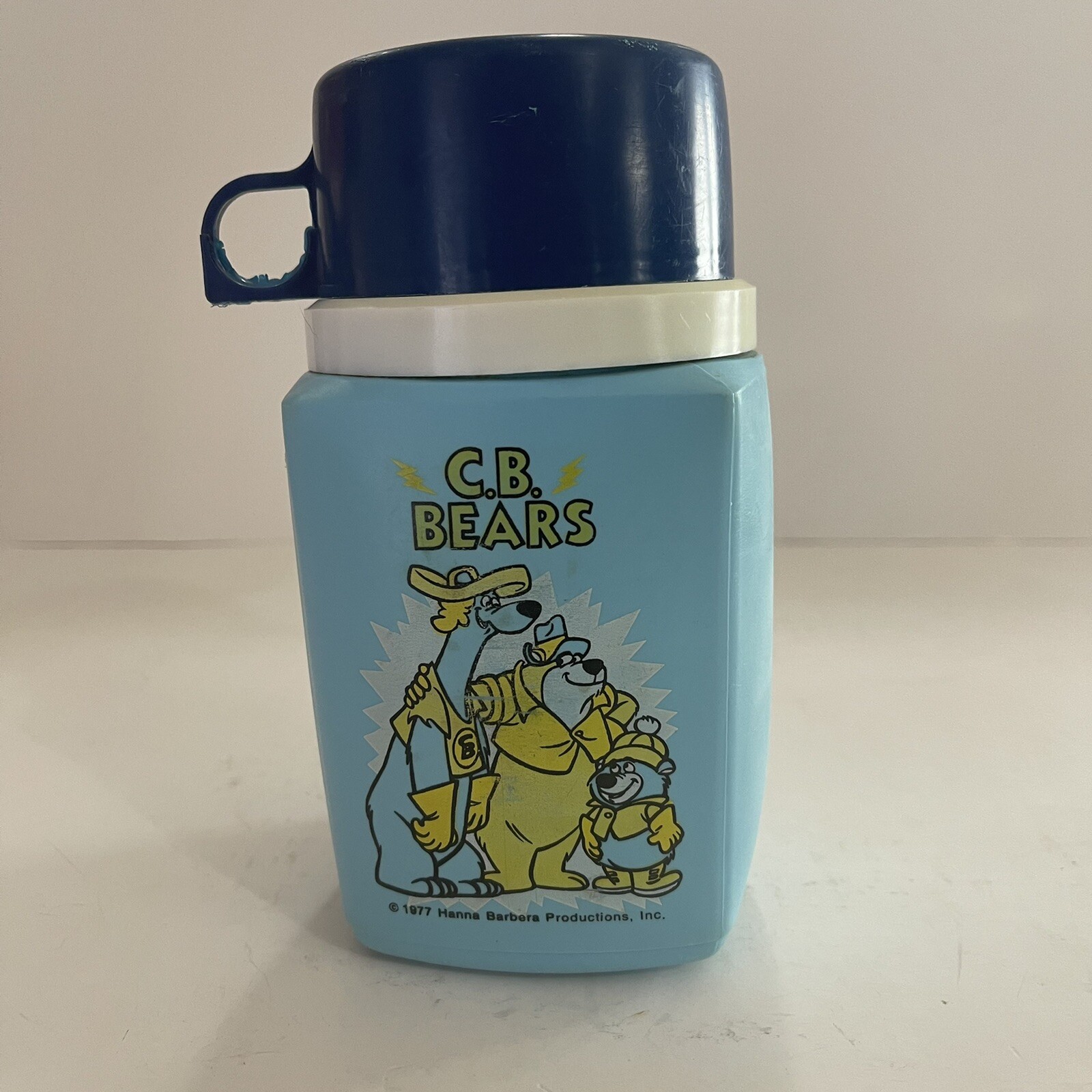 Vintage C.B. Bears thermos 1977 hanna barbera read e21