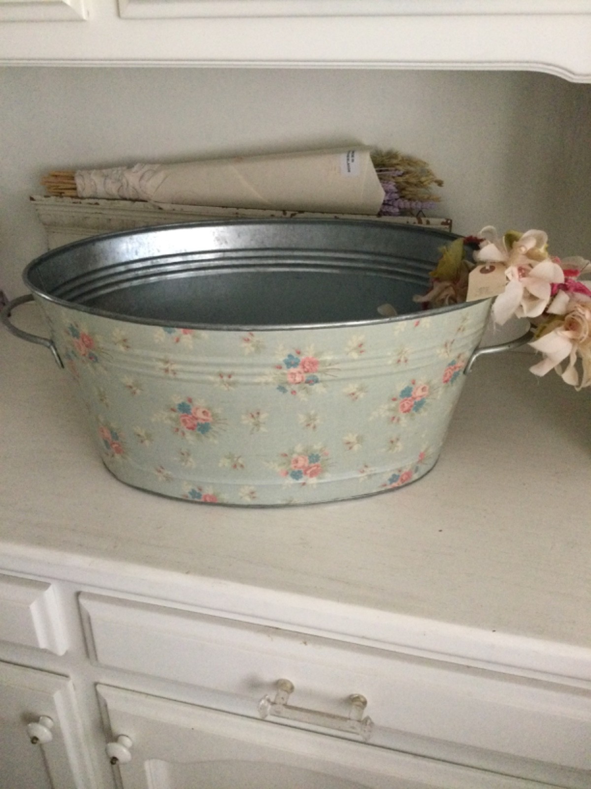 Rachel Ashwell Couture Metal Anastasia Large Vessel ~Tub RARE Rachel Ashwell Couture Metal Anastasia Large Vessel ~Tub RARE