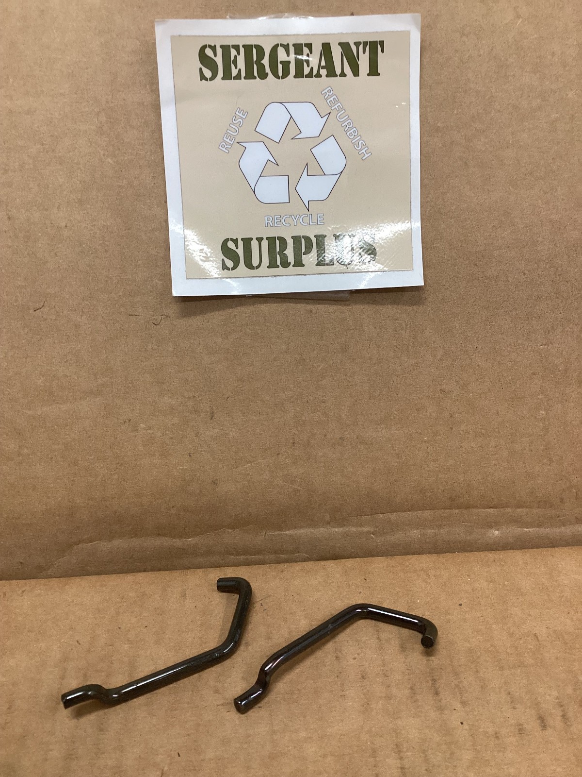 Hook, rear latch/Hard door(LH)X-door 2540-01-201-2356(2-EACH)