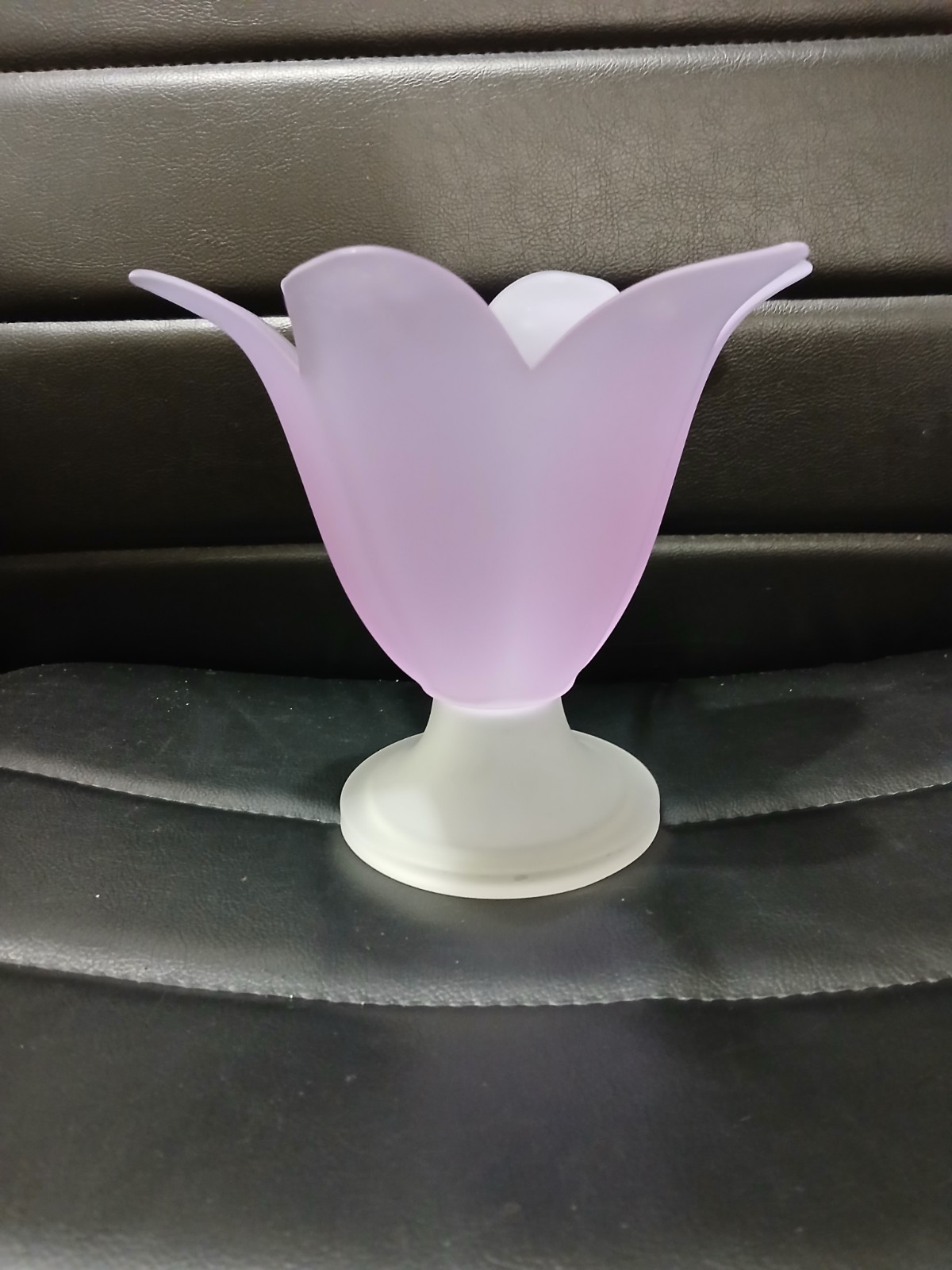 Partylite Purple Lilac Frosted Glass Tulip Large Candle Holder Vase 