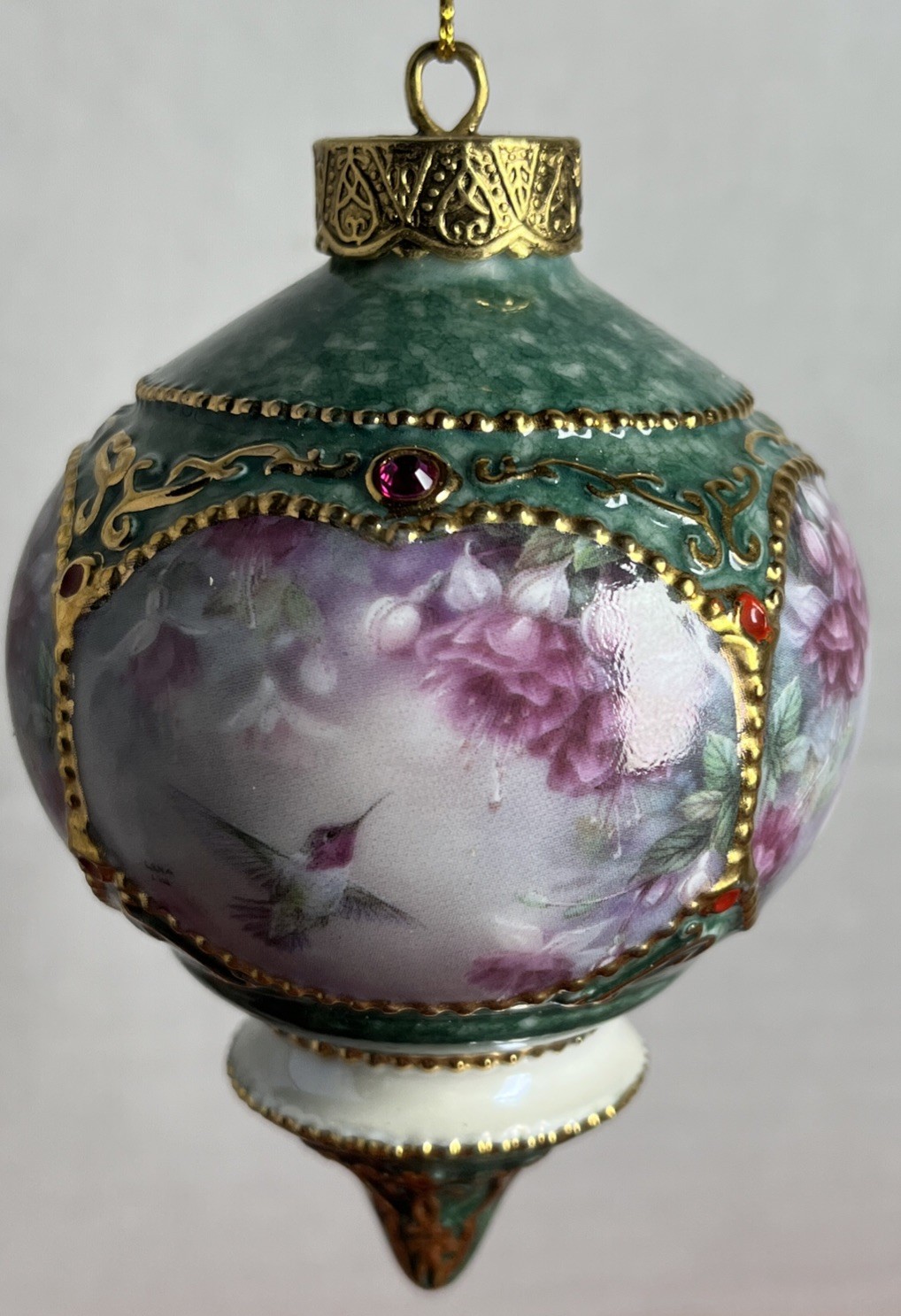 Bradford Exchange Anna\'s Hummingbird Ruby Throated Christmas Ornament 1998-701 Bradford Exchange Anna\'s Hummingbird Ruby Throated Christmas Ornament 1998-701